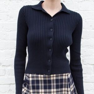 Brandy Melville Bridget Ribbed Button-Down Sweater in Heather Grey